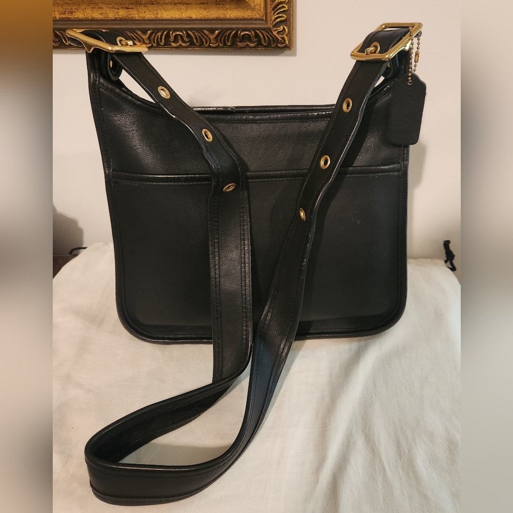 **SOLD**Black Leather Shoulder Bag